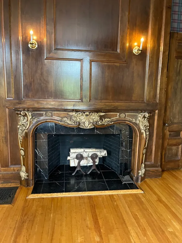 fire place.jpg